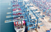 前11个月我国货物贸易进出口同比增长4.9%