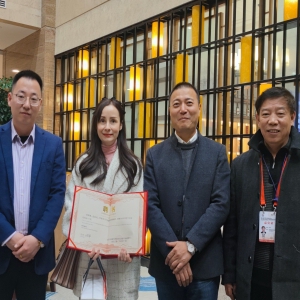 特聘Bessonova Olga、Shahzor Ahmad为陕西开放性数字贸易运营中心国际贸易联络官 ... ...